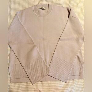 Abercrombie & Fitch Lilac Crewneck Sweater
